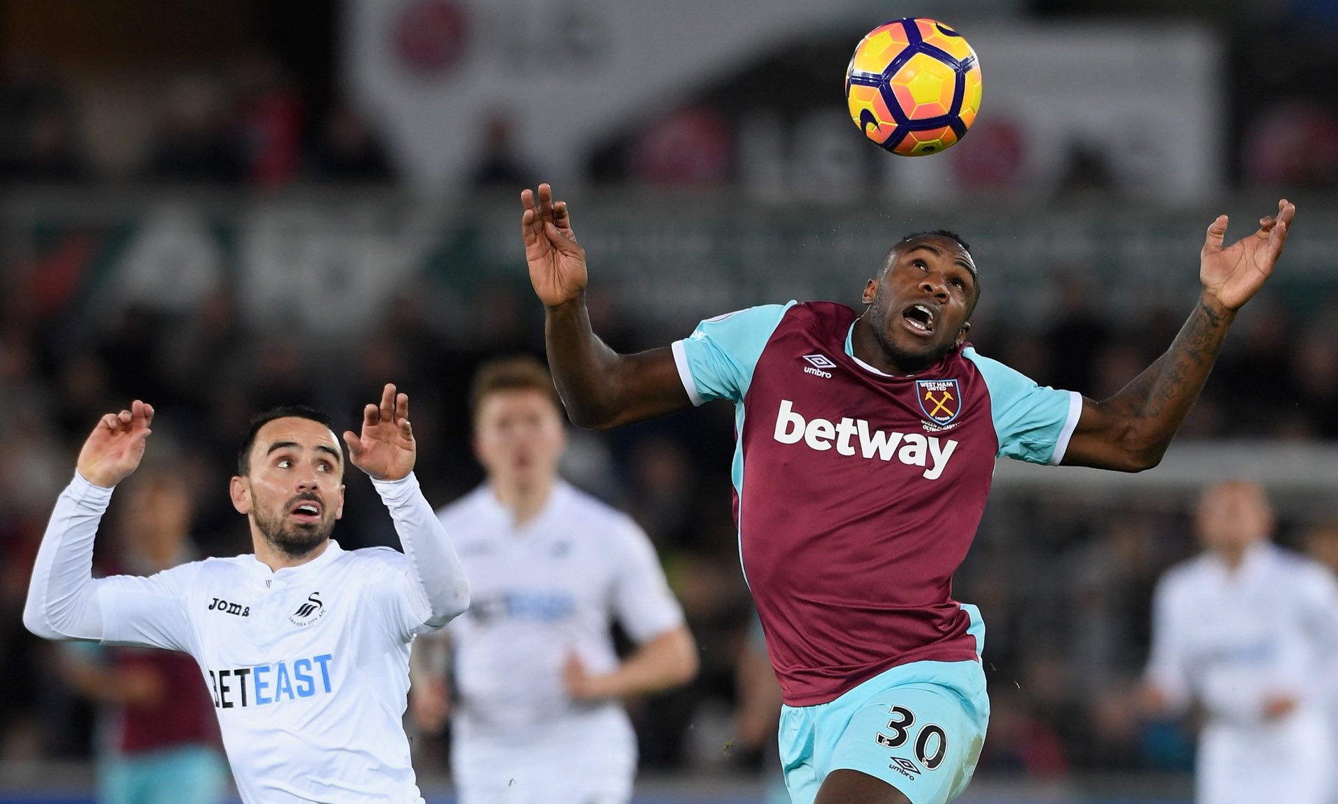 马卡：贝尔纳尔给巴萨教练组留下深刻印象，他将成为关键球员.