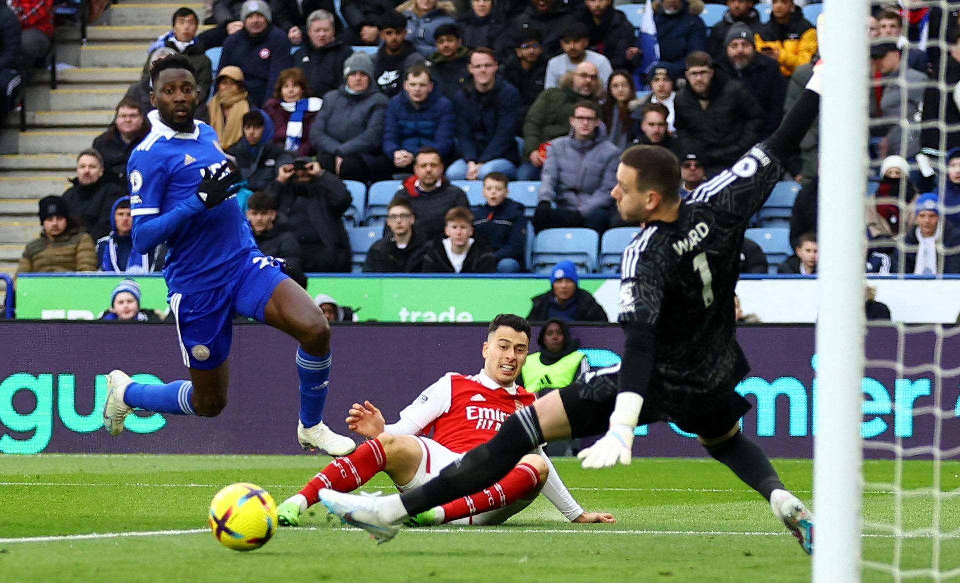 共和报：那不勒斯即将签下诺阿-朗；孔蒂希望配备四名边锋.