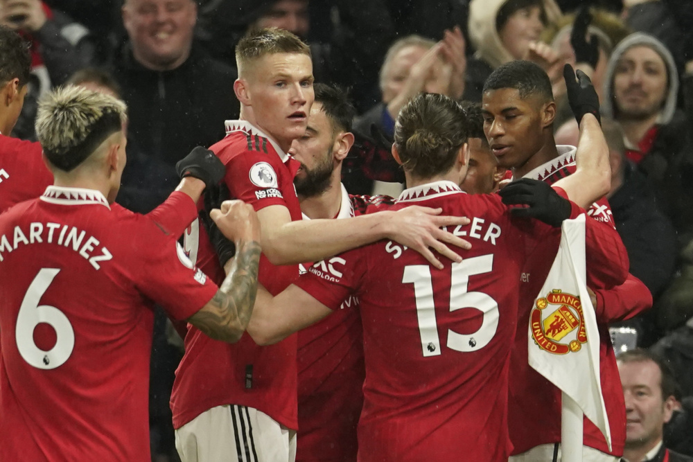 半场战报：深圳二零二八0-0广西蓝航，双方破门乏术.